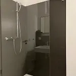 Apartmenthaus Schwingewiesen 5 施塔德